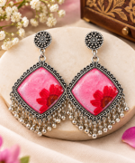 Rose Garden Glam - A little romance. A lot of drama. - Image 4